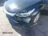 ✅ 2019 Chevrolet Cruze LS • VIN: 1G1BC5SM9K7130813 • Lot: 43519748. Wystawiony na IAAI z przebiegiem 100 720 mil. Bezpłatny archiwum sprzedaży aukcyjnych z USA i szczegółowy raport historii pojazdu na DreamBid. Zdjęcie 6.