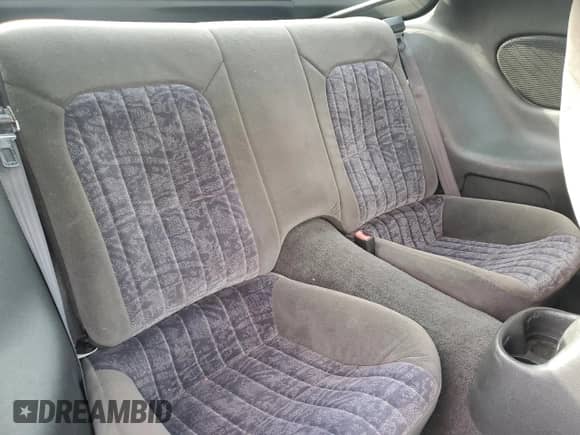 2000 Chevrolet Camaro Z28 z VIN 2G1FP22G8Y2153580, wystawiony jako Copart lot #43004935 z przebiegiem 132 835 mil mil oraz Szkoda całkowita • Salvage title. Historia ofert i sprzedaży dostępna na DreamBid. Obrazek 10.