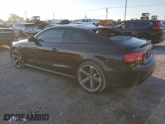 ✅ 2014 Audi RS 5 • VIN: WUAC6AFR6EA900459 • Lot: 74350834. Listed on Copart with 127,313 mi. Free auction sales archive from the USA and detailed vehicle history report at DreamBid. Image 2.