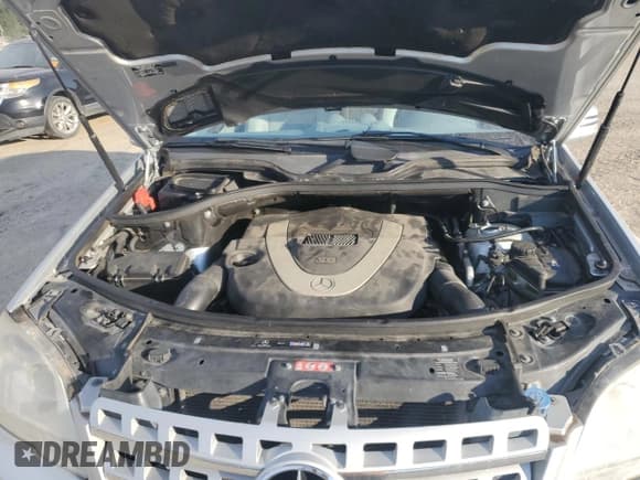 ✅ 2011 Mercedes-Benz M 350 • VIN: 4JGBB5GBXBA717036 • Lot: 82433395. Wystawiony na Copart z przebiegiem 165 336 mil. Bezpłatny archiwum sprzedaży aukcyjnych z USA i szczegółowy raport historii pojazdu na DreamBid. Zdjęcie 12.