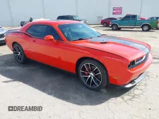 2009 Dodge Challenger SRT-8 z VIN 2B3LJ74W89H581856, wystawiony jako IAAI lot #43402204 z przebiegiem 93 540 mil mil oraz . Historia ofert i sprzedaży dostępna na DreamBid. Obrazek 1.