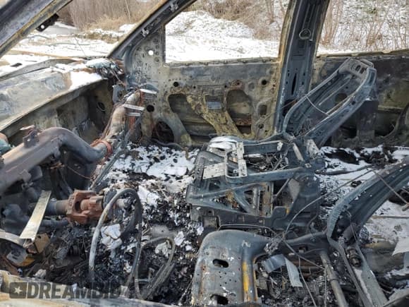 ✅ 2018 Chevrolet Silverado 2500HD LT • VIN: 1GC1KVEG6JF122054 • Lot: 83764974. Wystawiony na Copart z przebiegiem Nie podano. Bezpłatny archiwum sprzedaży aukcyjnych z USA i szczegółowy raport historii pojazdu na DreamBid. Zdjęcie 7.