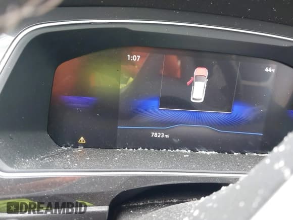 ✅ 2024 Volkswagen Tiguan S • VIN: 3VVFB7AX5RM188177 • Lot: 41865699. Wystawiony na IAAI z przebiegiem 7 823 mil. Bezpłatny archiwum sprzedaży aukcyjnych z USA i szczegółowy raport historii pojazdu na DreamBid. Zdjęcie 14.