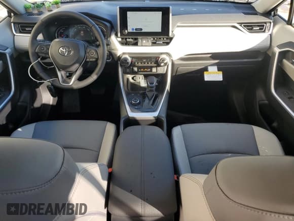 ✅ 2025 Toyota RAV4 Hybrid XLE Premium • VIN: JTMB6RFVXSJ086882 • Lot: 92026055. Listed on Copart with 1,535 mi. Free auction sales archive from the USA and detailed vehicle history report at DreamBid. Image 8.