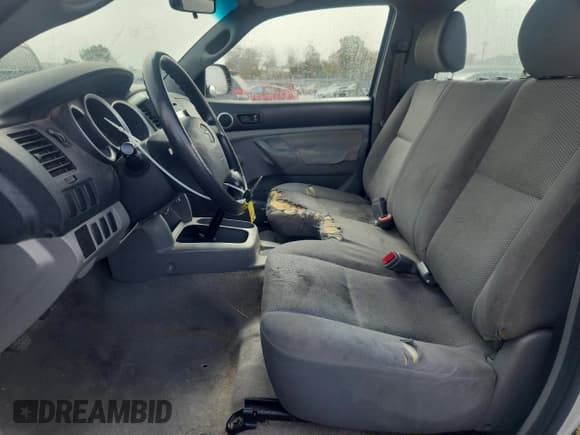 ✅ 2006 Toyota Tacoma • VIN: 5TENX22N16Z299724 • Lot: 91864155. Wystawiony na Copart z przebiegiem 260 356 mil. Bezpłatny archiwum sprzedaży aukcyjnych z USA i szczegółowy raport historii pojazdu na DreamBid. Zdjęcie 7.