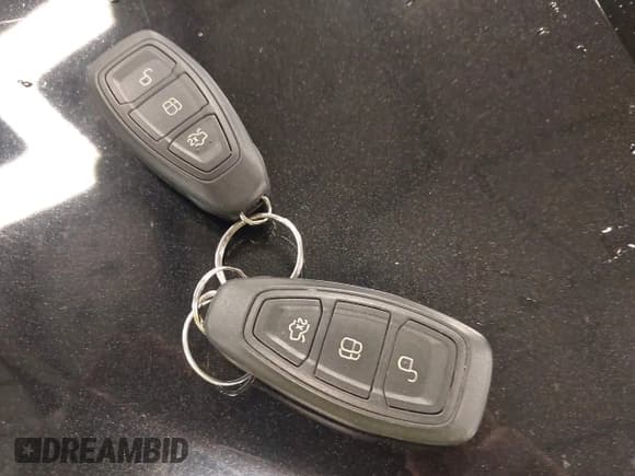 ✅ 2013 Ford C-Max SEL • VIN: 1FADP5BU6DL525844 • Лот: 42354579. Опубликован ранее на IAAI с пробегом 117 058 миль. Бесплатный доступ к архиву аукционных продаж из США и подробный отчёт об истории автомобиля на DreamBid. Изображение 11.