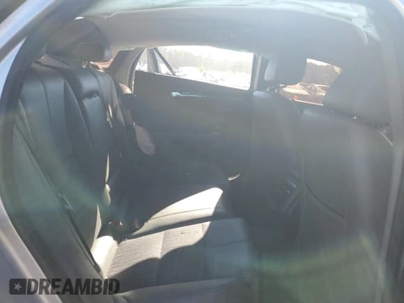 ✅ 2017 Chevrolet Impala LT • VIN: 1G1105S3XHU117462 • Лот: 74311044. Опубликован ранее на Copart с пробегом 163 712 миль. Бесплатный доступ к архиву аукционных продаж из США и подробный отчёт об истории автомобиля на DreamBid. Изображение 10.