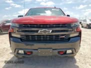 ✅ 2022 Chevrolet Silverado 1500 LT Trail Boss • VIN: 1GCPYFEL8NZ228411 • Lot: 65754615. Wystawiony na Copart z przebiegiem 52 380 mil. Bezpłatny archiwum sprzedaży aukcyjnych z USA i szczegółowy raport historii pojazdu na DreamBid. Zdjęcie 5.