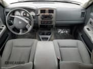 ✅ 2006 Dodge Dakota SLT • VIN: 1D7HW48N66S715103 • Лот: 90688475. Опубликован ранее на Copart с пробегом 116 859 миль. Бесплатный доступ к архиву аукционных продаж из США и подробный отчёт об истории автомобиля на DreamBid. Изображение 8.