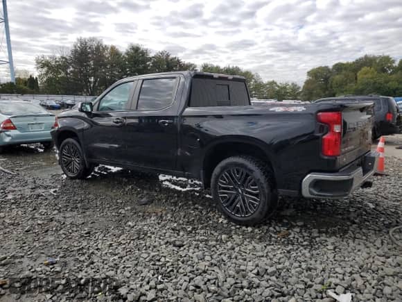 2019 Chevrolet Silverado 1500 LT с VIN 3GCUYDED4KG105605, выставлен на аукционе Copart как лот 85872695 с пробегом 85 312 миль миль и Списание • Salvage title. История ставок и продаж доступна на DreamBid. Изображение 2.