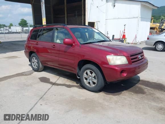 2004 Toyota Highlander with VIN JTEGD21A640084395, listed as a IAAI auction lot 42820915 with 208,871 mi miles and . Bid and sale history available at DreamBid. Image 1.