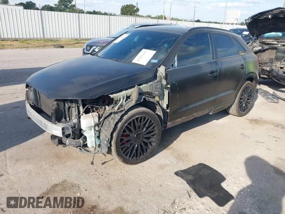 ✅ 2017 Audi Q3 Premium • VIN: WA1BCCFS0HR007638 • Lot: 43323119. Wystawiony na IAAI z przebiegiem 95 933 mil. Bezpłatny archiwum sprzedaży aukcyjnych z USA i szczegółowy raport historii pojazdu na DreamBid. Zdjęcie 2.