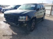 ✅ 2012 Chevrolet Tahoe Commercial • VIN: 1GNLC2E09CR303388 • Lot: 43460707. Wystawiony na IAAI z przebiegiem 191 065 mil. Bezpłatny archiwum sprzedaży aukcyjnych z USA i szczegółowy raport historii pojazdu na DreamBid. Zdjęcie 19.