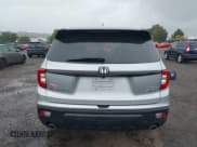 ✅ 2021 Honda Passport Sport • VIN: 5FNYF8H27MB002907 • Lot: 43397285. Listed on IAAI with 41,740 mi. Free auction sales archive from the USA and detailed vehicle history report at DreamBid. Image 16.