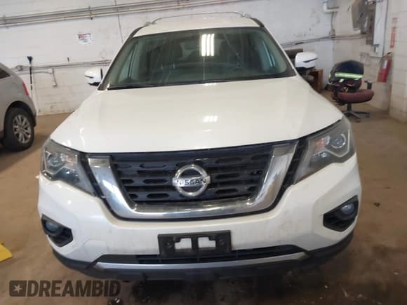 ✅ 2019 Nissan Pathfinder S • VIN: 5N1DR2MM3KC641608 • Лот: 41446787. Опубликован ранее на IAAI с пробегом 55 101 миль. Бесплатный доступ к архиву аукционных продаж из США и подробный отчёт об истории автомобиля на DreamBid. Изображение 12.