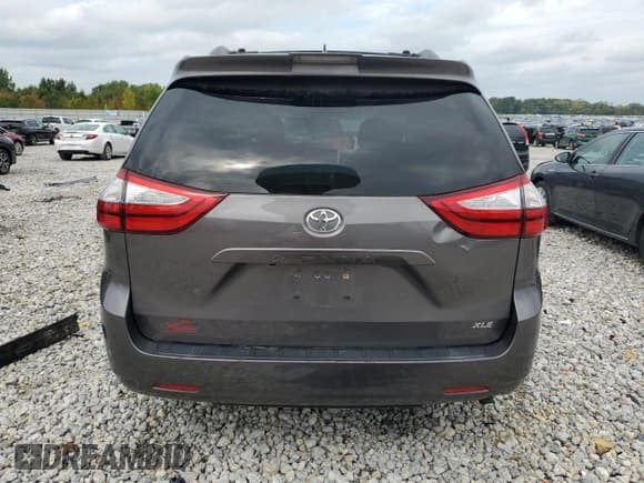 ✅ 2018 Toyota Sienna XLE Auto Access Seat • VIN: 5TDYZ3DCXJS942263 • Lot: 80532285. Listed on Copart with Not provided. Free auction sales archive from the USA and detailed vehicle history report at DreamBid. Image 6.