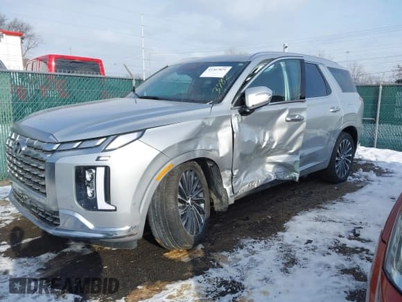 ✅ 2023 Hyundai Palisade Calligraphy • VIN: KM8R7DGE5PU633782 • Лот: 41367871. Опубликован ранее на IAAI с пробегом 20 225 миль. Бесплатный доступ к архиву аукционных продаж из США и подробный отчёт об истории автомобиля на DreamBid. Изображение 17.