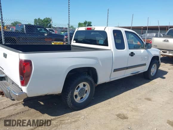 2008 Chevrolet Colorado 1LT z VIN 1GCCS39E988213338, wystawiony jako IAAI lot #42266886 z przebiegiem 33 559 mil mil oraz . Historia ofert i sprzedaży dostępna na DreamBid. Obrazek 4.