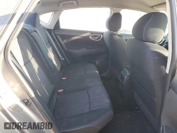 ✅ 2017 Nissan Sentra S • VIN: 3N1AB7AP4HY227487 • Лот: 49018195. Опубликован ранее на Copart с пробегом 146 346 миль. Бесплатный доступ к архиву аукционных продаж из США и подробный отчёт об истории автомобиля на DreamBid. Изображение 10.