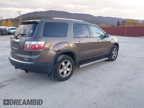 ✅ 2011 GMC Acadia SLE • VIN: 1GKKVPED9BJ259425 • Lot: 43623254. Wystawiony na IAAI z przebiegiem 98 066 mil. Bezpłatny archiwum sprzedaży aukcyjnych z USA i szczegółowy raport historii pojazdu na DreamBid. Zdjęcie 4.