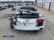 ✅ 2011 Audi R8 • VIN: WUAVNAFG2BN001984 • Лот: 41830131. Опубликован ранее на IAAI с пробегом 78 499 миль. Бесплатный доступ к архиву аукционных продаж из США и подробный отчёт об истории автомобиля на DreamBid. Изображение 16.