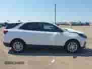 2022 Chevrolet Equinox LS z VIN 3GNAXHEV8NS206631, wystawiony jako IAAI lot #43150880 z przebiegiem 41 107 mil mil oraz . Historia ofert i sprzedaży dostępna na DreamBid. Obrazek 13.