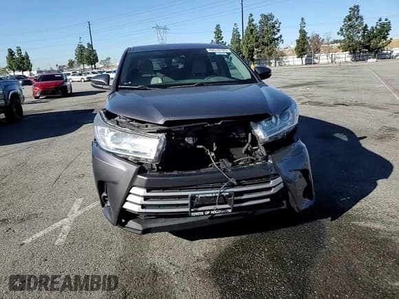 ✅ 2017 Toyota Highlander Hybrid LE • VIN: 5TDBGRFH0HS035183 • Лот: 48518165. Опубликован ранее на Copart с пробегом 74 455 миль. Бесплатный доступ к архиву аукционных продаж из США и подробный отчёт об истории автомобиля на DreamBid. Изображение 11.