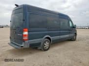 ✅ 2016 Mercedes-Benz Sprinter Passenger • VIN: WDZPE8CD7GP198834 • Лот: 71173655. Опубликован ранее на Copart с пробегом 168 267 миль. Бесплатный доступ к архиву аукционных продаж из США и подробный отчёт об истории автомобиля на DreamBid. Изображение 3.