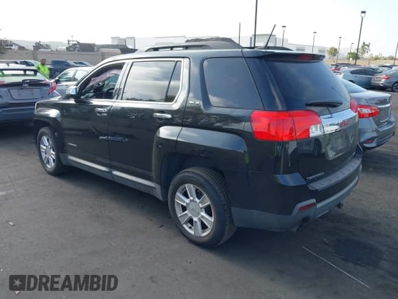 ✅ 2013 GMC Terrain SLE • VIN: 2GKFLTE32D6371748 • Lot: 42229241. Wystawiony na IAAI z przebiegiem 183 305 mil. Bezpłatny archiwum sprzedaży aukcyjnych z USA i szczegółowy raport historii pojazdu na DreamBid. Zdjęcie 3.