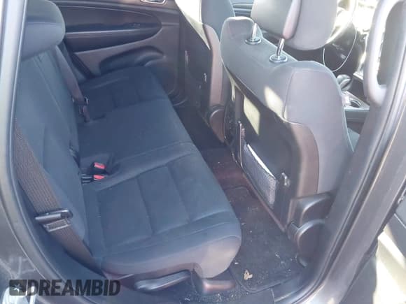 ✅ 2017 Jeep Grand Cherokee Altitude • VIN: 1C4RJFAG0HC803386 • Lot: 43724175. Listed on IAAI with 114,626 mi. Free auction sales archive from the USA and detailed vehicle history report at DreamBid. Image 8.