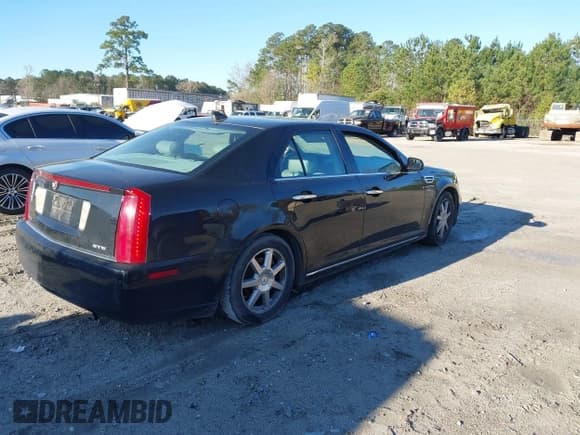 ✅ 2008 Cadillac STS RWD • VIN: 1G6DW67V780104715 • Лот: 41821944. Опубликован ранее на IAAI с пробегом Не указан. Бесплатный доступ к архиву аукционных продаж из США и подробный отчёт об истории автомобиля на DreamBid. Изображение 4.