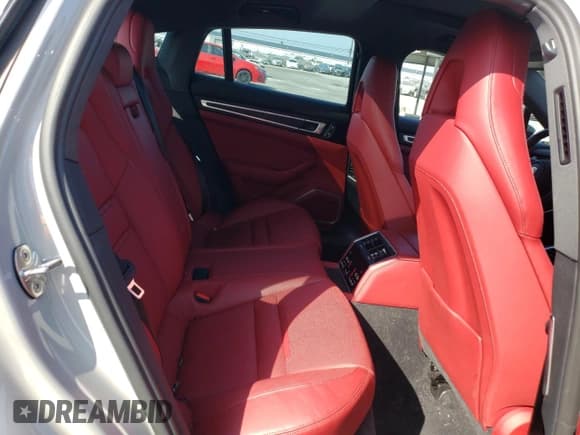 ✅ 2023 Porsche Panamera • VIN: WP0AJ2A71PL100089 • Lot: 63932603. Listed on Copart with 7,805 mi. Free auction sales archive from the USA and detailed vehicle history report at DreamBid. Image 10.