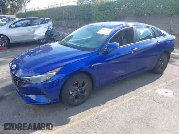 2023 Hyundai Elantra SEL с VIN KMHLM4AG1PU586131, выставлен на аукционе IAAI как лот 43074331 с пробегом 32 923 миль миль и . История ставок и продаж доступна на DreamBid. Изображение 2.