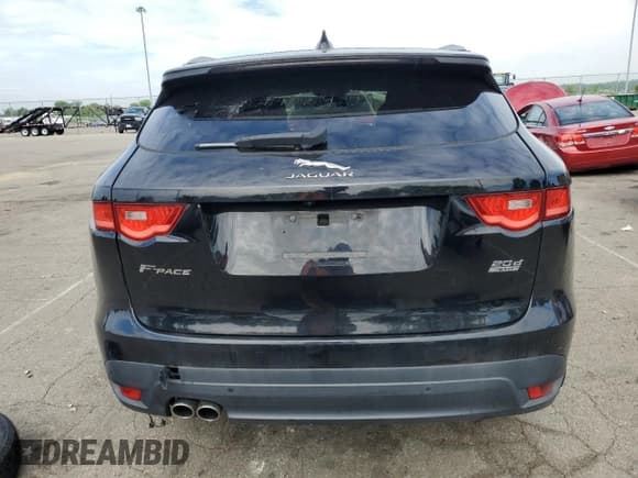 ✅ 2017 Jaguar F-Pace 20d Premium • VIN: SADCJ2BN9HA087972 • Lot: 55808415. Listed on Copart with 96,074 mi. Free auction sales archive from the USA and detailed vehicle history report at DreamBid. Image 6.