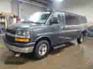 2016 Chevrolet Express Passenger LT с VIN 1GAZGPFF1G1336602, выставлен на аукционе Copart как лот 83389654 с пробегом 164 012 миль миль и Списание • Salvage title. История ставок и продаж доступна на DreamBid. Изображение 1.