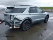 ✅ 2023 Ford Explorer ST • VIN: 1FM5K8GC4PGB71717 • Lot: 41778343. Wystawiony na IAAI z przebiegiem 17 502 mil. Bezpłatny archiwum sprzedaży aukcyjnych z USA i szczegółowy raport historii pojazdu na DreamBid. Zdjęcie 4.