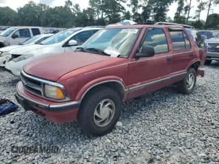 ✅ 1995 Chevrolet Blazer • VIN: 1GNDT13W0SK235513 • Lot: 62587505. Wystawiony na Copart z przebiegiem 891 261 mil. Bezpłatny archiwum sprzedaży aukcyjnych z USA i szczegółowy raport historii pojazdu na DreamBid. Zdjęcie 1.