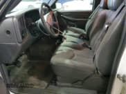 ✅ 2006 GMC Sierra 1500 Work Truck • VIN: 1GTEC14V56E185750 • Лот: 49774445. Опубликован ранее на Copart с пробегом 204 648 миль. Бесплатный доступ к архиву аукционных продаж из США и подробный отчёт об истории автомобиля на DreamBid. Изображение 7.