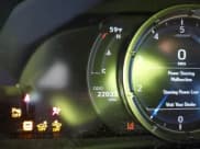 ✅ 2021 Lexus UX 200 F Sport • VIN: JTHE3JBH1M2042126 • Lot: 41128485. Wystawiony na IAAI z przebiegiem 22 033 mil. Bezpłatny archiwum sprzedaży aukcyjnych z USA i szczegółowy raport historii pojazdu na DreamBid. Zdjęcie 15.