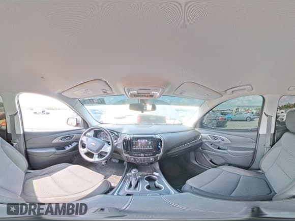 ✅ 2018 Chevrolet Traverse LT Cloth • VIN: 1GNERGKW4JJ265092 • Лот: 71537025. Опубликован ранее на Copart с пробегом 113 973 миль. Бесплатный доступ к архиву аукционных продаж из США и подробный отчёт об истории автомобиля на DreamBid. Изображение 15.