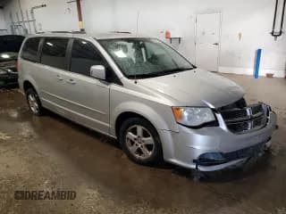 ✅ 2011 Dodge Grand Caravan Crew • VIN: 2D4RN5DG1BR741055 • Lot: 90935315. Wystawiony na Copart z przebiegiem 206 949 mil. Bezpłatny archiwum sprzedaży aukcyjnych z USA i szczegółowy raport historii pojazdu na DreamBid. Zdjęcie 4.