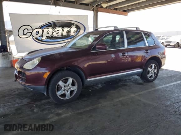 ✅ 2004 Porsche Cayenne • VIN: WP1AA29P74LA24053 • Лот: 69497125. Опубликован ранее на Copart с пробегом 248 021 миль. Бесплатный доступ к архиву аукционных продаж из США и подробный отчёт об истории автомобиля на DreamBid. Изображение 1.