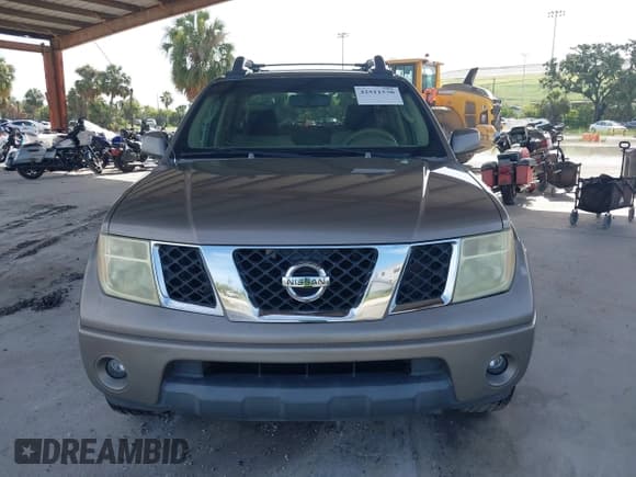 ✅ 2007 Nissan Frontier SE • VIN: 1N6AD07U67C439422 • Lot: 42511530. Wystawiony na IAAI z przebiegiem 236 519 mil. Bezpłatny archiwum sprzedaży aukcyjnych z USA i szczegółowy raport historii pojazdu na DreamBid. Zdjęcie 12.