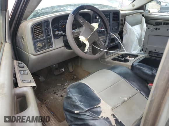 ✅ 2004 Chevrolet Silverado 2500HD LT • VIN: 1GCHK29154E171260 • Лот: 67353795. Опубликован ранее на Copart с пробегом Не указан. Бесплатный доступ к архиву аукционных продаж из США и подробный отчёт об истории автомобиля на DreamBid. Изображение 8.