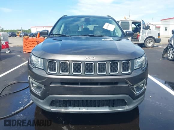 ✅ 2020 Jeep Compass Limited • VIN: 3C4NJCCB4LT198607 • Lot: 42903408. Listed on IAAI with 110,076 mi. Free auction sales archive from the USA and detailed vehicle history report at DreamBid. Image 6.