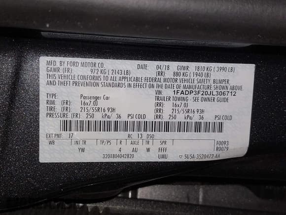 ✅ 2018 Ford Focus SE • VIN: 1FADP3F20JL306712 • Lot: 42657208. Listed on IAAI with 139,787 mi. Free auction sales archive from the USA and detailed vehicle history report at DreamBid. Image 9.