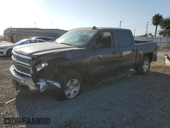 ✅ 2015 Chevrolet Silverado 1500 LT • VIN: 3GCUKREC3FG236407 • Lot: 68260635. Listed on Copart with 41,403 mi. Free auction sales archive from the USA and detailed vehicle history report at DreamBid. Image 1.