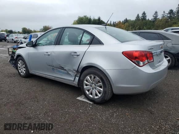 2011 Chevrolet Cruze LS+ 1SB с VIN 1G1PA5SH3B7272699, выставлен на аукционе Copart как лот 68695425 с пробегом 119 339 миль миль и Списание • Salvage title. История ставок и продаж доступна на DreamBid. Изображение 2.