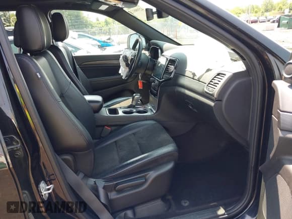 ✅ 2019 Jeep Grand Cherokee Upland • VIN: 1C4RJFAG3KC561877 • Lot: 42398812. Listed on IAAI with 69,556 mi. Free auction sales archive from the USA and detailed vehicle history report at DreamBid. Image 5.