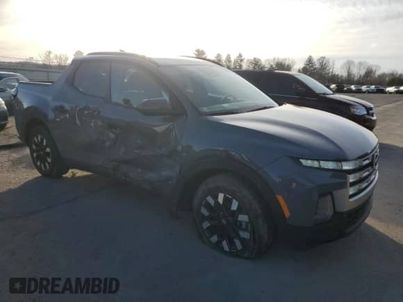 2025 Hyundai Santa Cruz SEL с VIN 5NTJBDDE3SH127327, выставлен на аукционе Copart как лот 45662725 с пробегом 4 154 миль миль и Списание • Salvage title. История ставок и продаж доступна на DreamBid. Изображение 4.